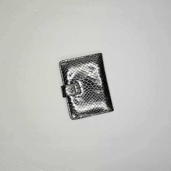 Petite Vegan Card Wallet - Picture 3 of 3